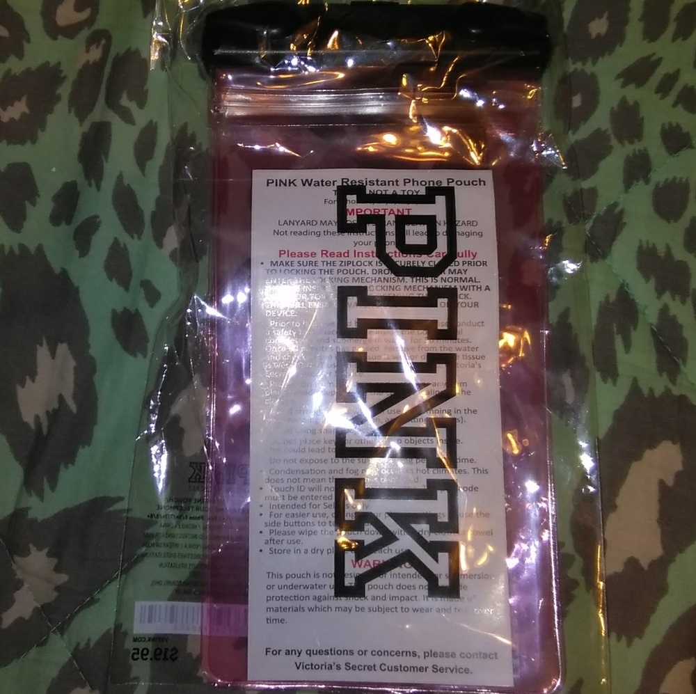 Victoria's Secret PINK Water Resistant Phone Pouch